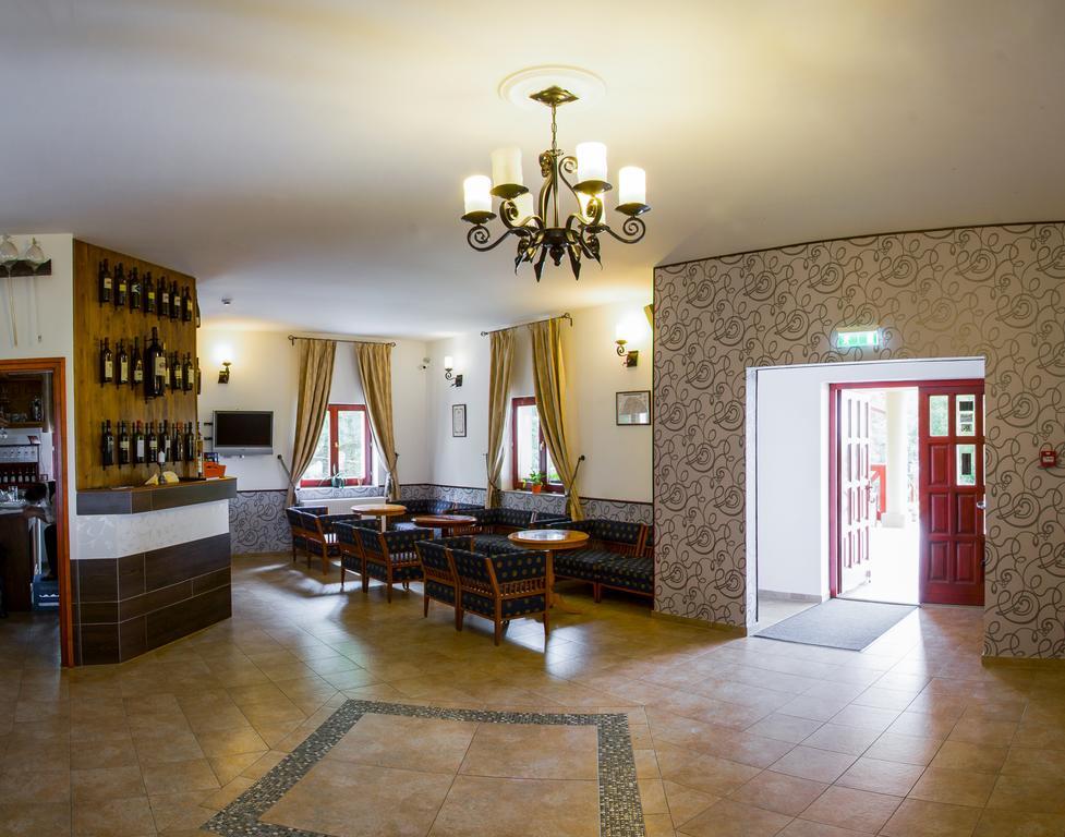 Borhotel Sziluett Farkasmály 3*
