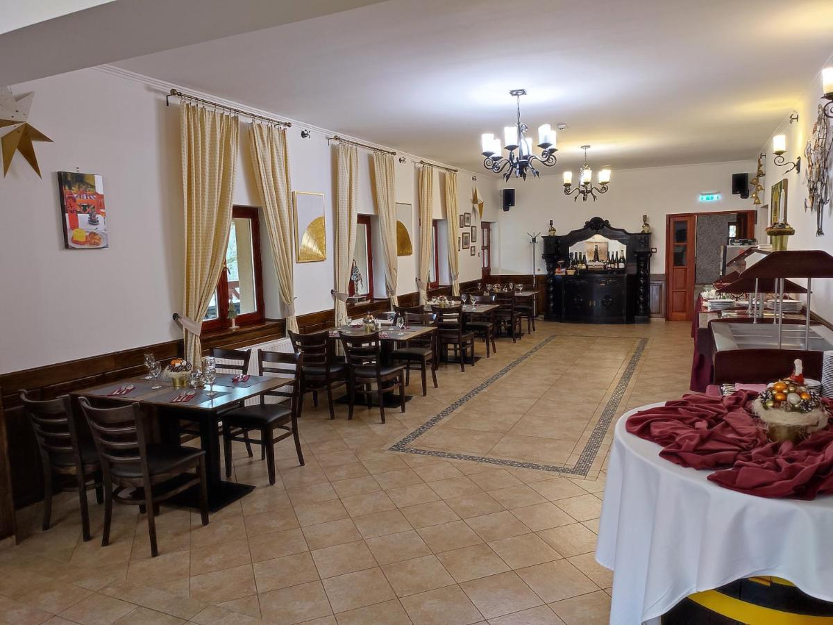 Borhotel Sziluett Farkasmály 3*