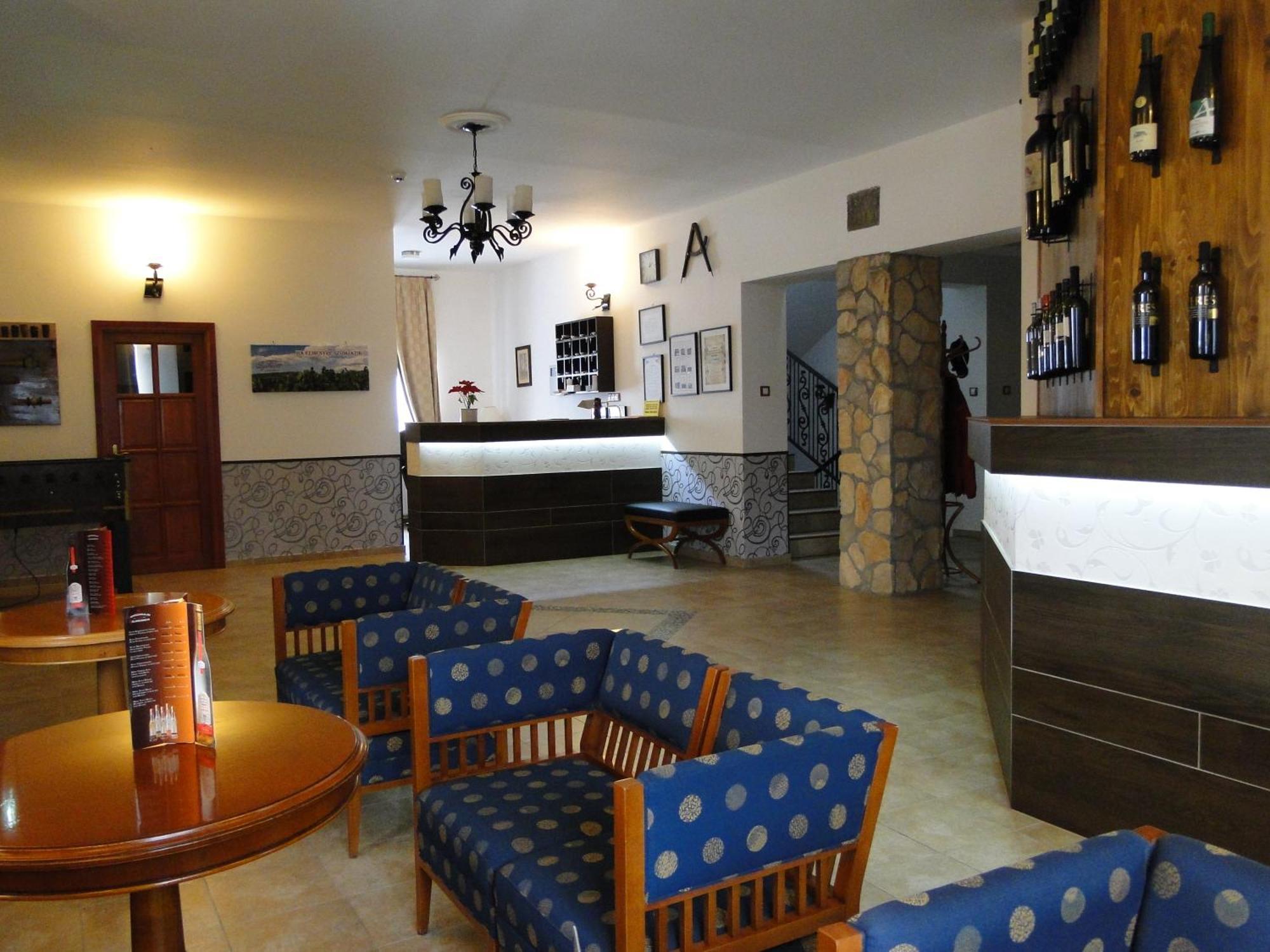 Hotel Borhotel Sziluett Farkasmály Gyöngyös