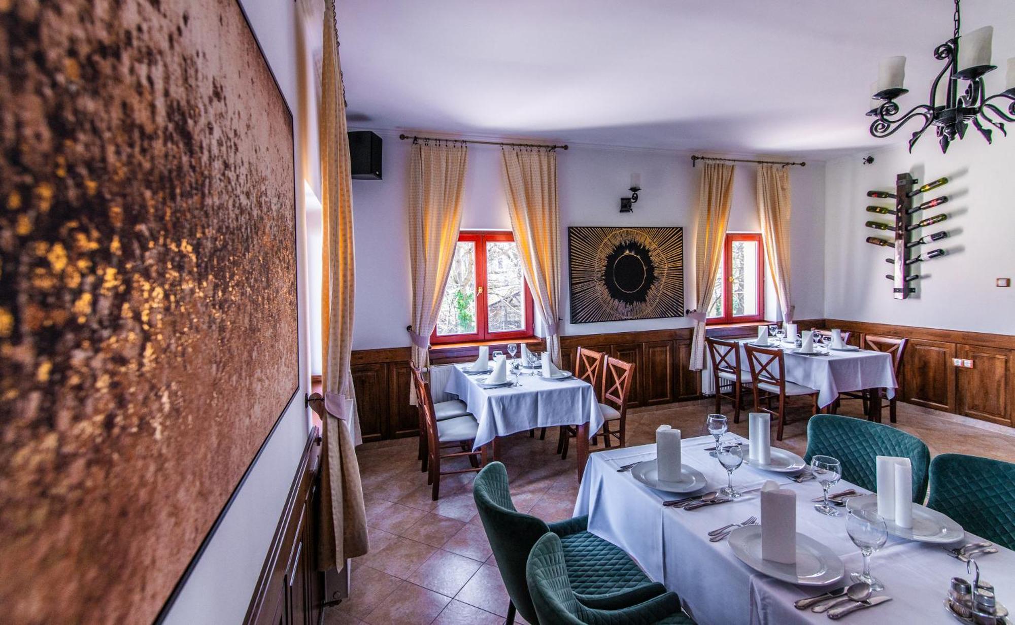 Hotel Borhotel Sziluett Farkasmaly 3*