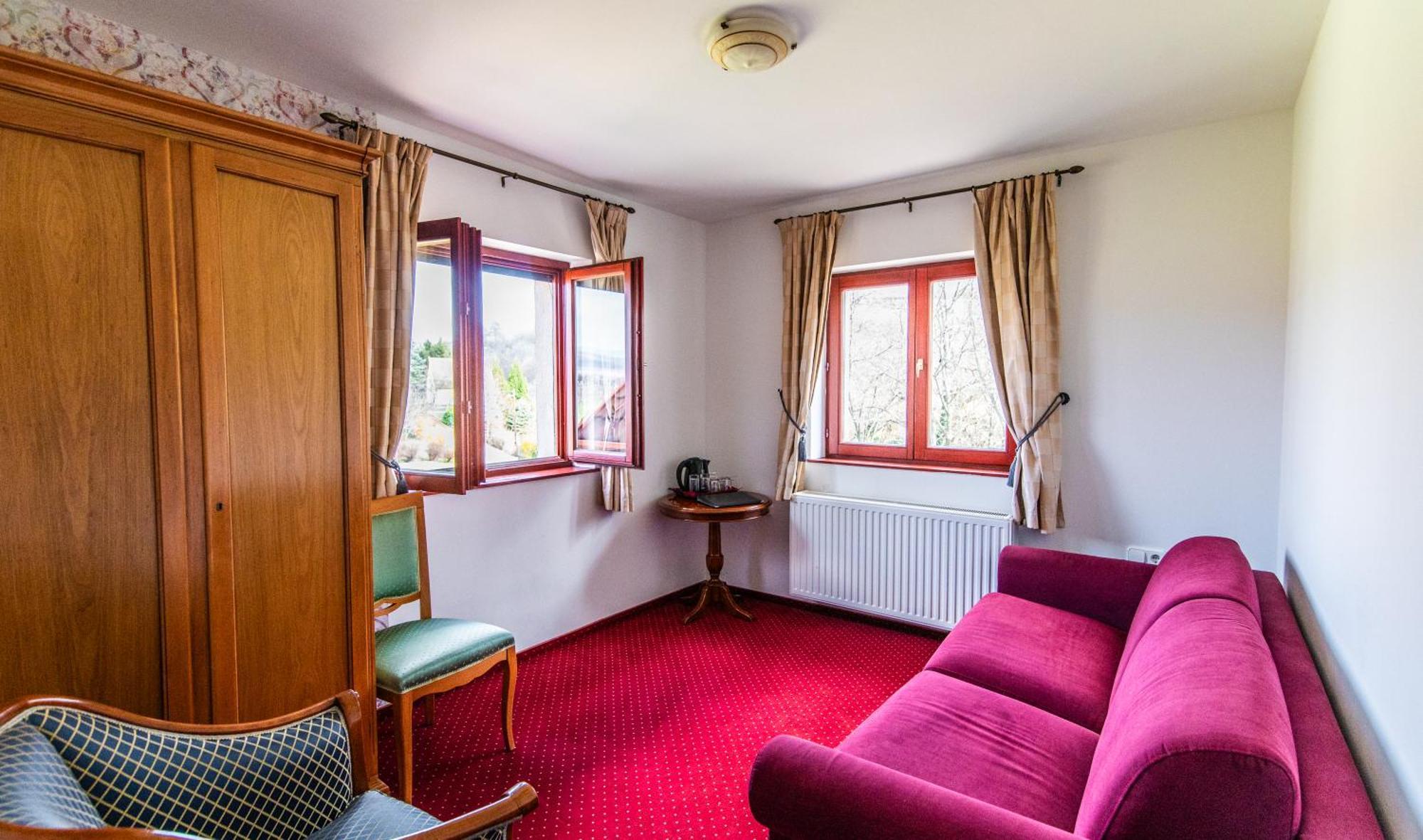 Hotel Borhotel Sziluett Farkasmály 3*