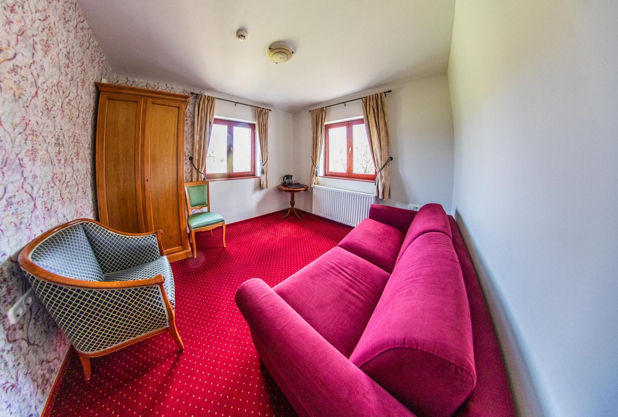 Borhotel Sziluett Farkasmály Hotel