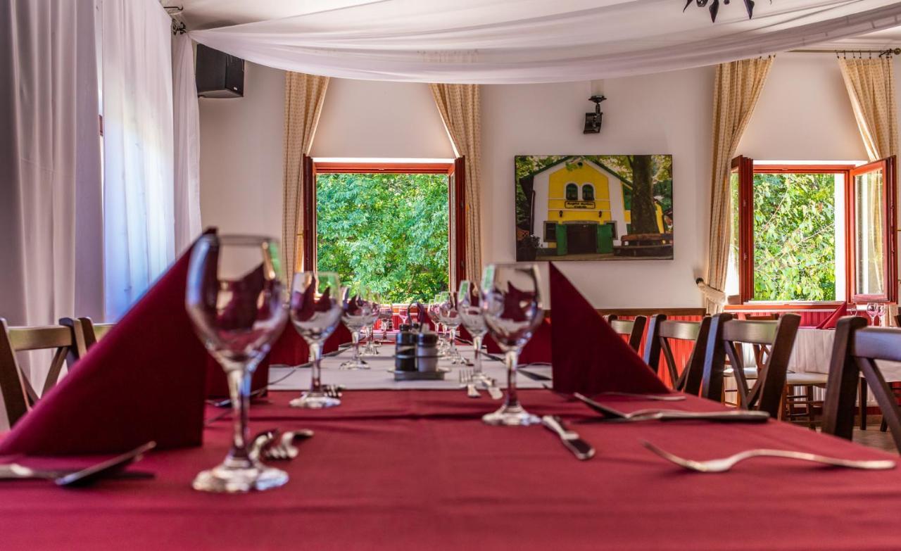 Szálloda Borhotel Sziluett Farkasmály